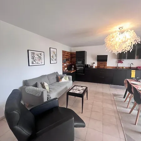Ferienhaus Rez-de-villa Nadine - Aspretto, *